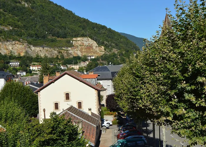 Le Bellevue فندق آكس ليه تيرْم